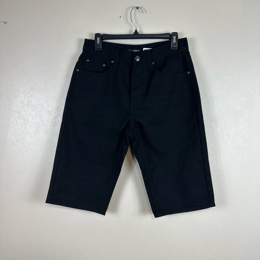 Access men’s black shorts size 32 like new no flaws